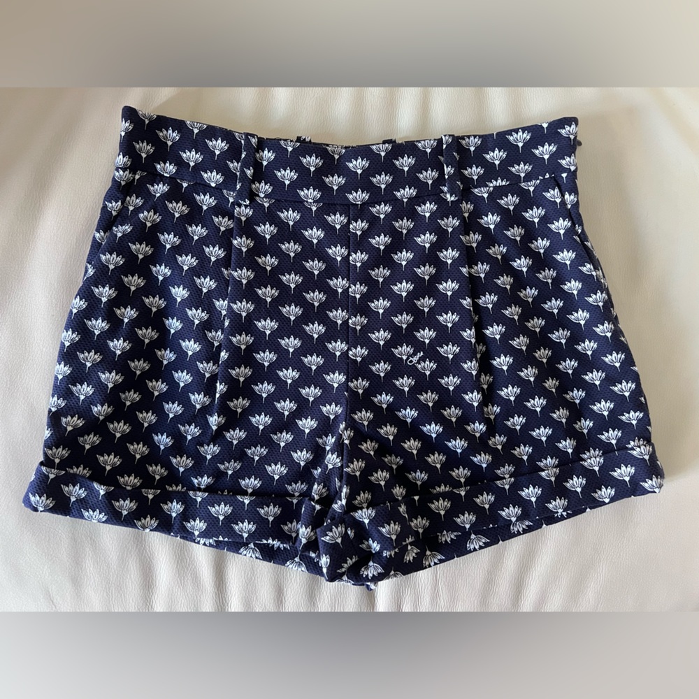 Diane Von Furstenberg Floral Shorts New Without Tag